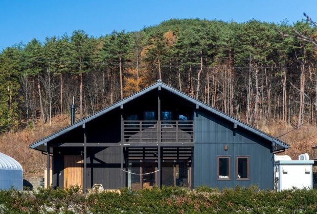 大らかな間取りで、古き良きものと暮らす家